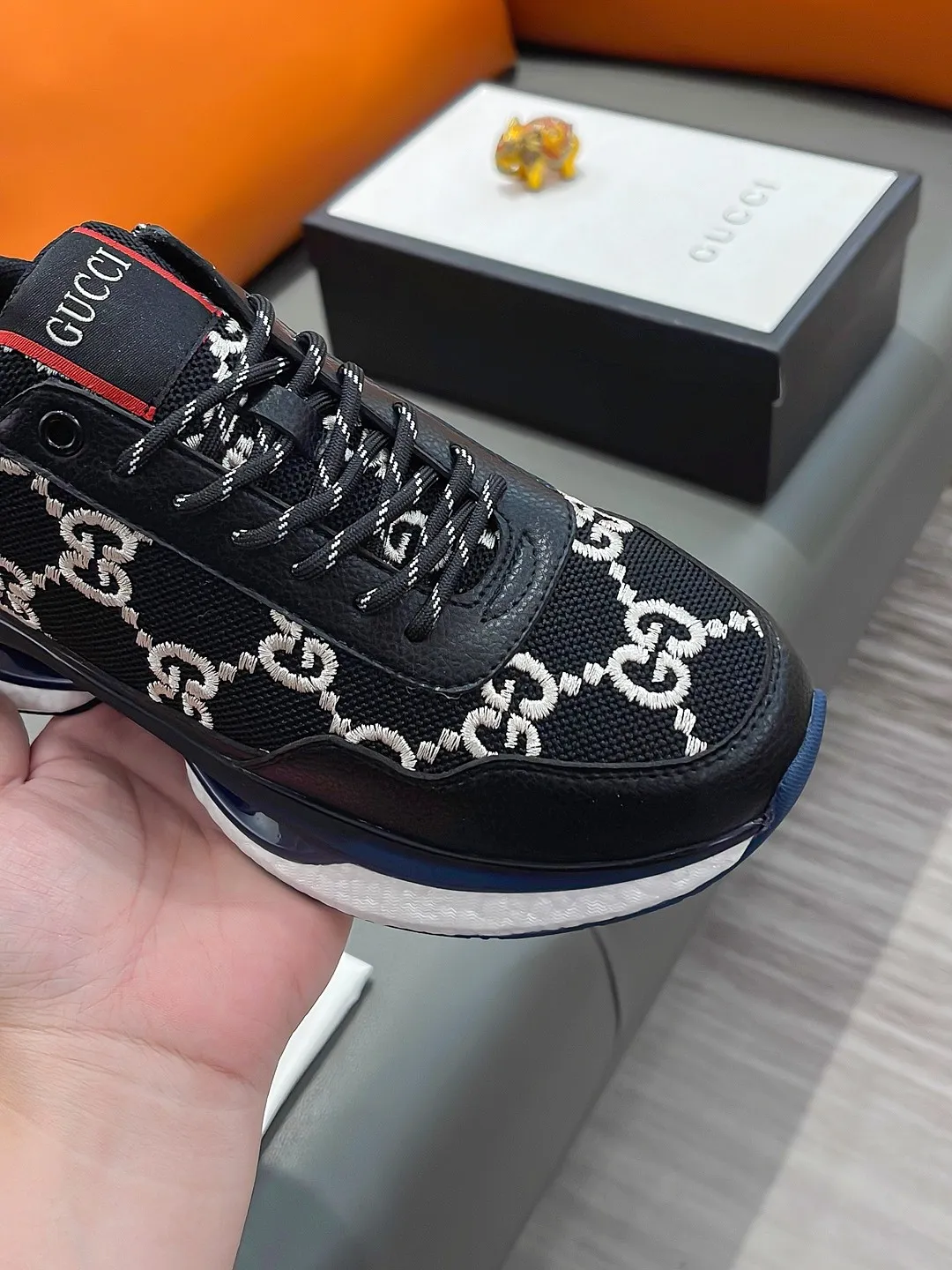 Men's shoes GUCCI "Gucci" P440 Regular size: 38-44 (casual shoes) Product materials: Selected cowhide upper, soft sheepskin lining; original outsole.